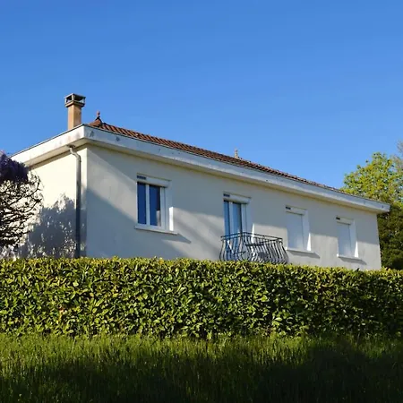Maison de 3 chambres avec jardin amenage et wifi a Rouffignac Saint Cernin de Reilhac * Fleurac (Dordogne)