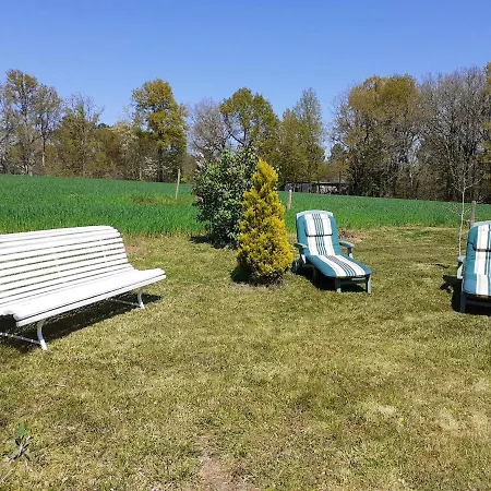 Maison de 3 chambres avec jardin amenage et wifi a Rouffignac Saint Cernin de Reilhac *